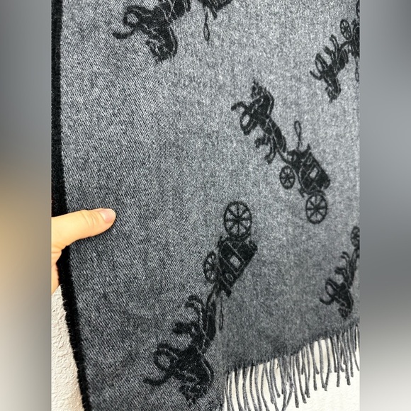 Coach Wool & Cashmere Horse And Carriage Oversized Muffler F76387 Black Gray - Picture 2 of 9